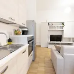 We - Premuda Boutique, דירה מילאנו